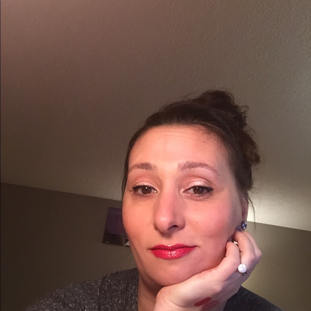 Meet your Posher, Roseann